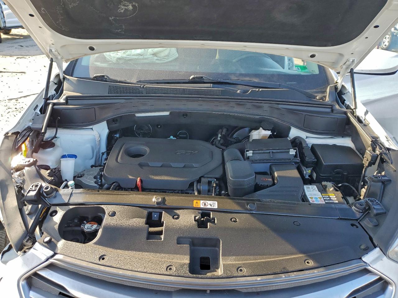 Hyundai SANTA FE Image 6