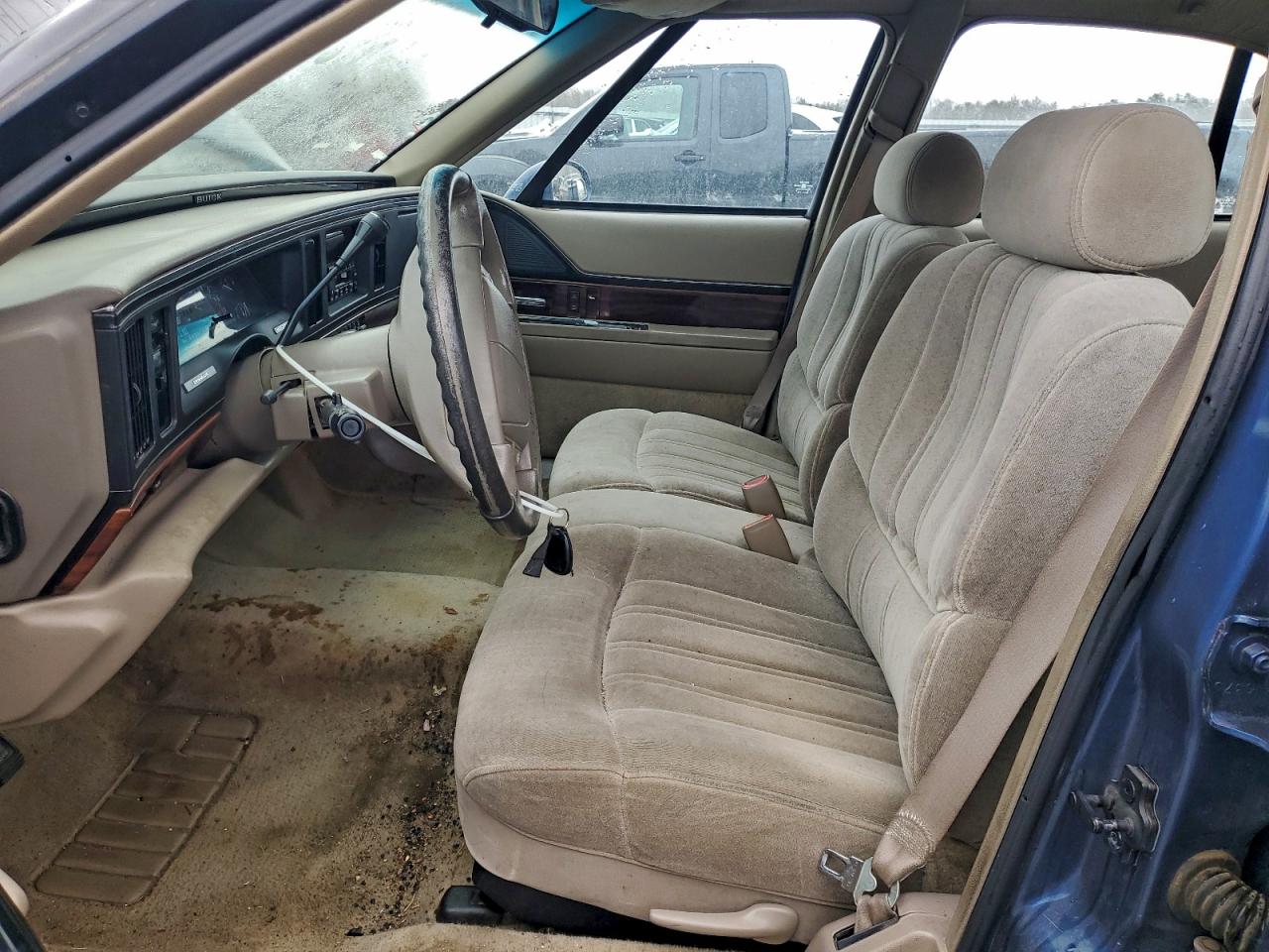 Buick LeSabre Custom Image 6