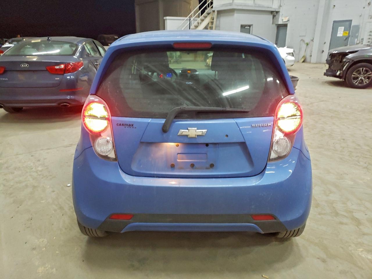 Chevrolet Spark 1lt Image 8