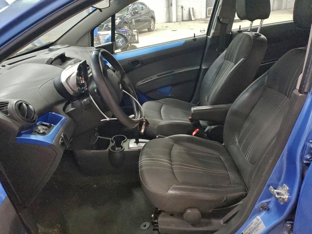 Chevrolet Spark 1lt Image 5