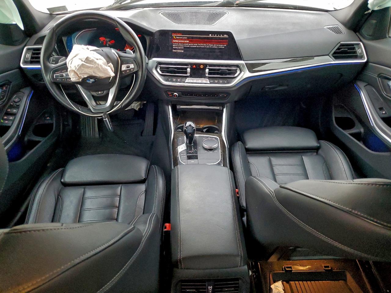 BMW 3 Series Image 10