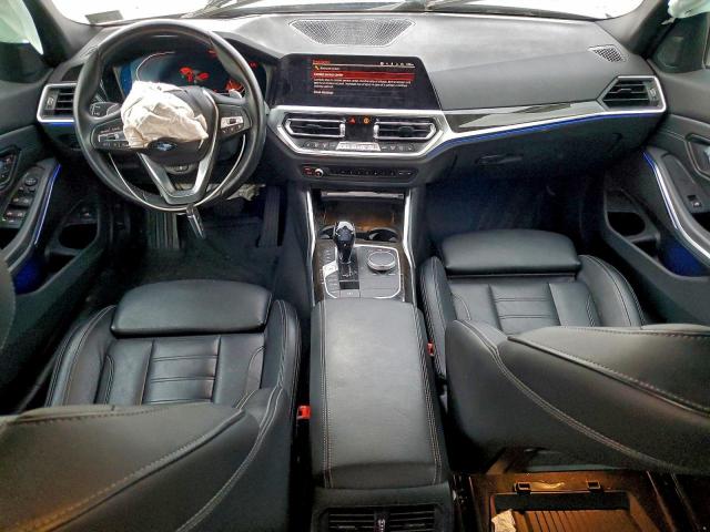 BMW 3 Series Image 10