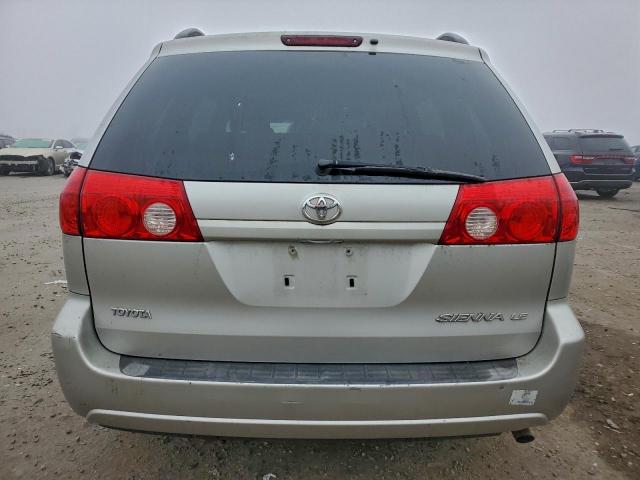 Toyota Sienna Ce Image 3