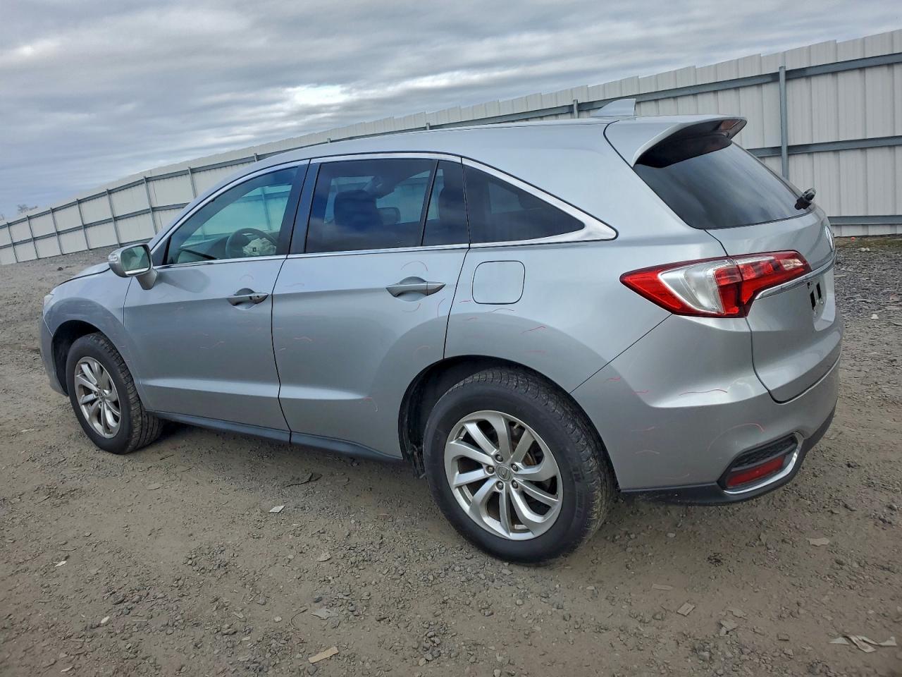 Acura RDX Image 2