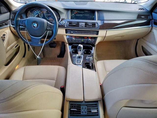 BMW 5 Series Xi Image 12