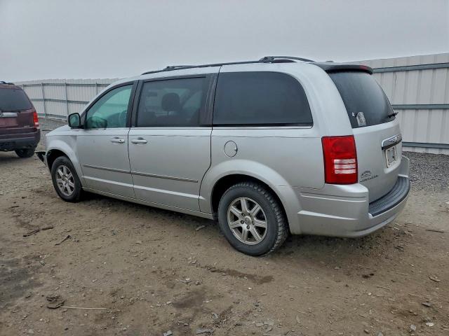 Chrysler Minivan Touring Image 3