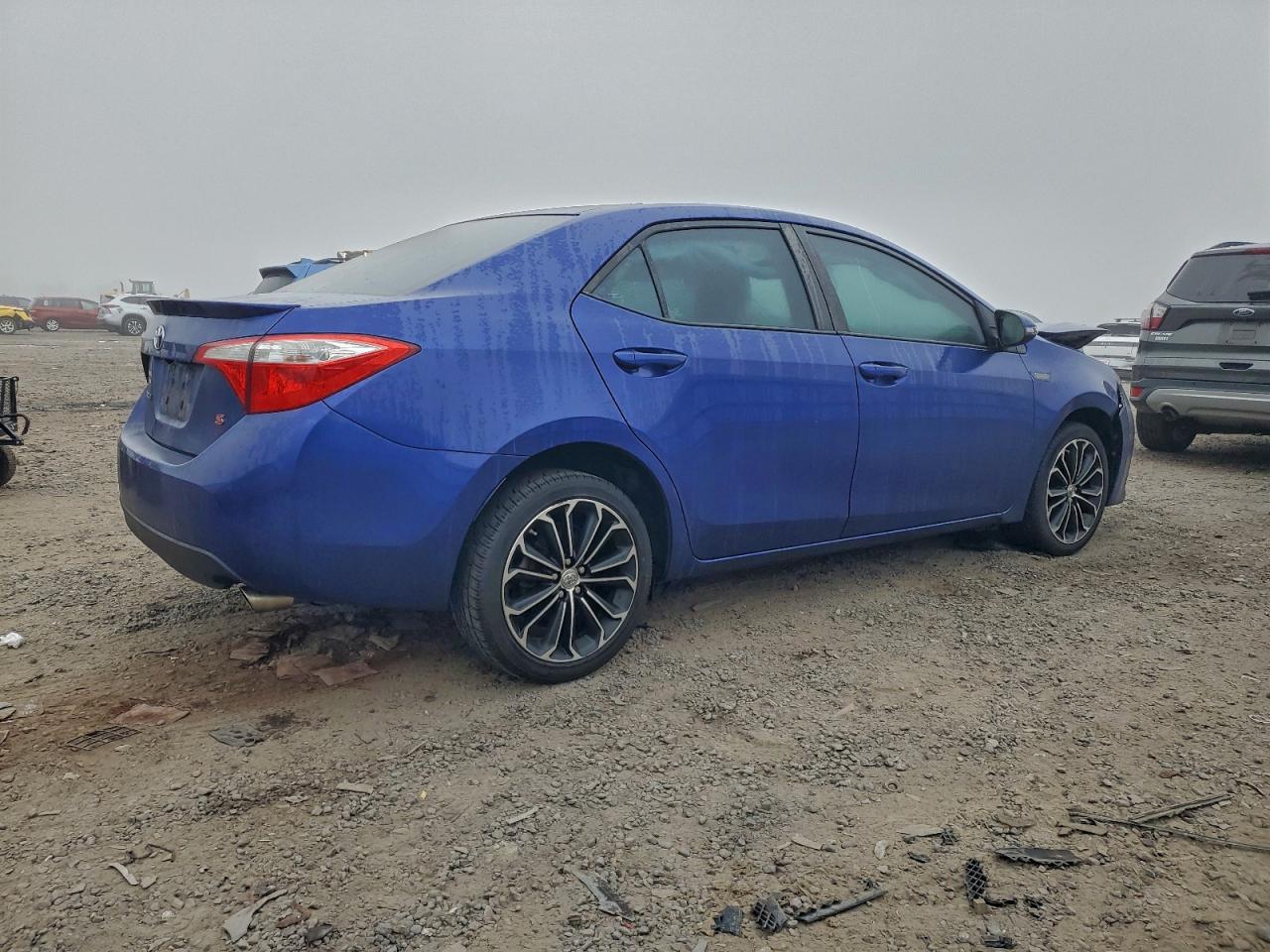 Toyota Corolla L Image 2