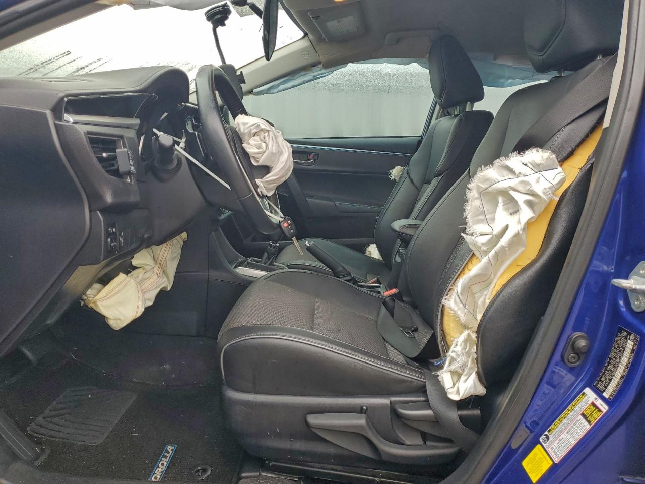 Toyota Corolla L Image 6