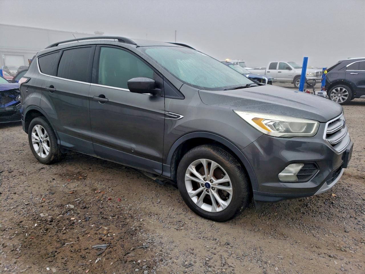 Ford Escape Se Image 6