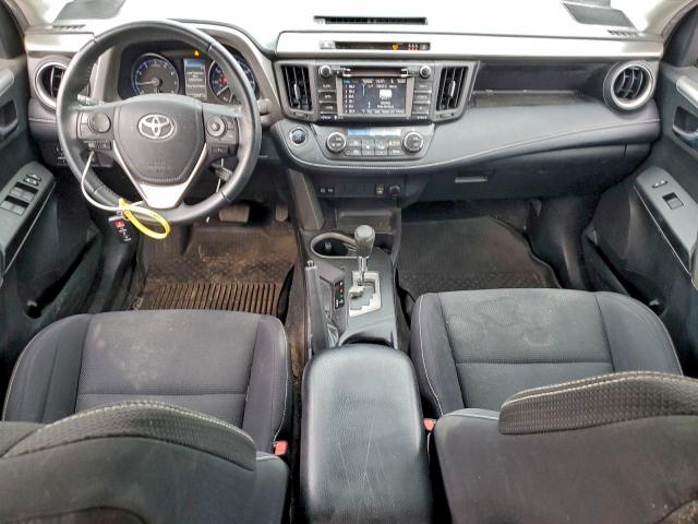Toyota RAV4 Xle Image 6