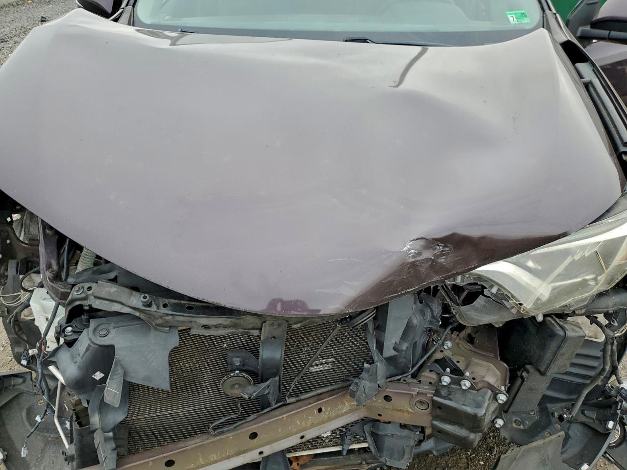 Toyota RAV4 Xle Image 11