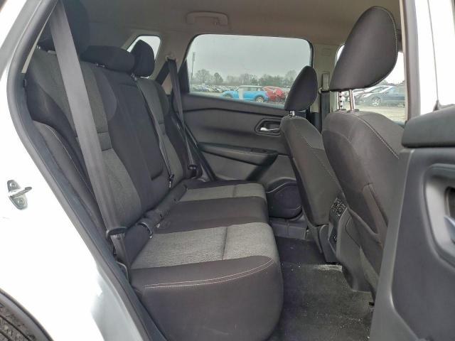 Nissan Rogue Sv Image 12