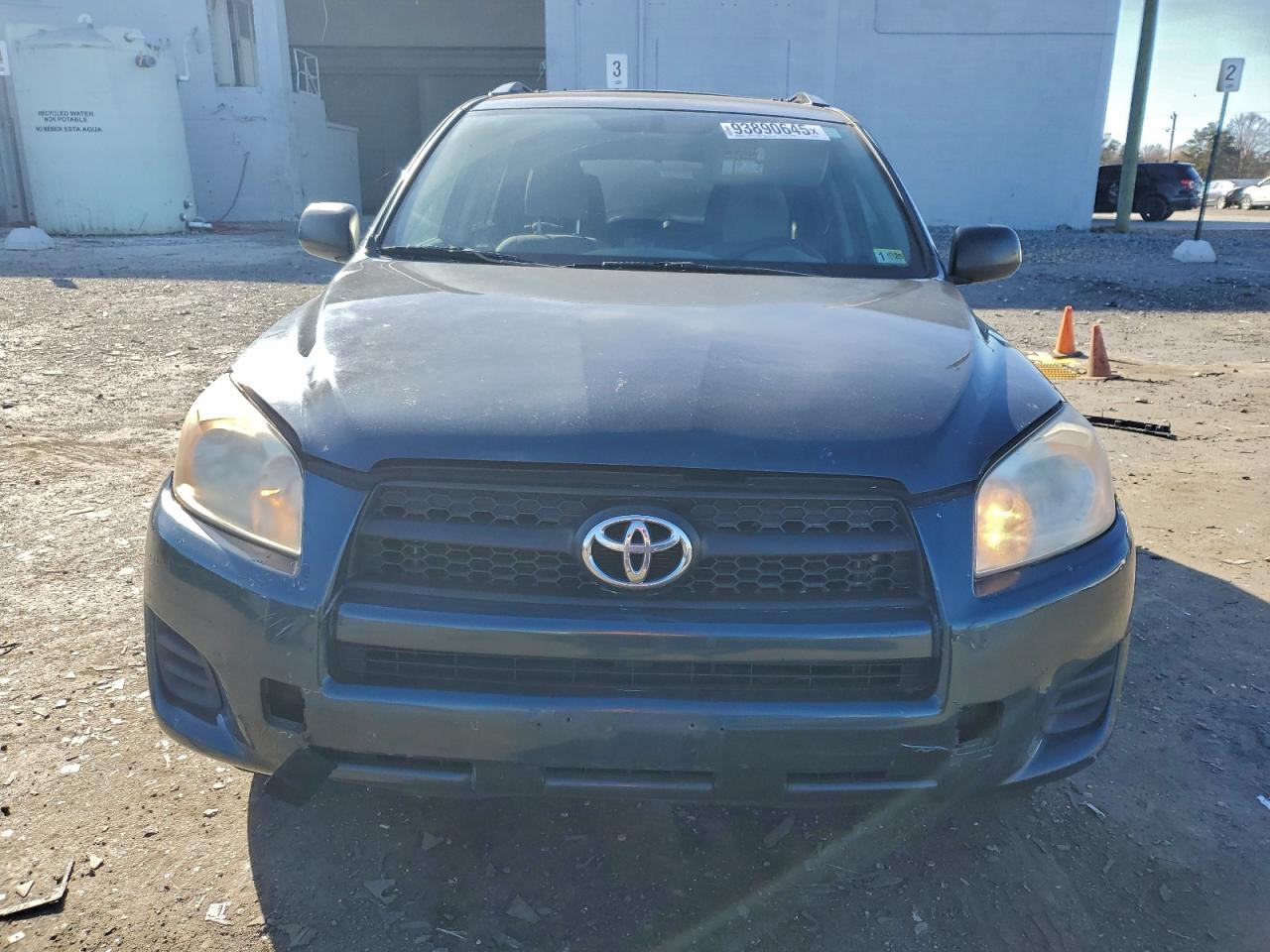 Toyota RAV4 Image 9