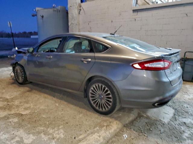 Ford Fusion Titanium Image 2