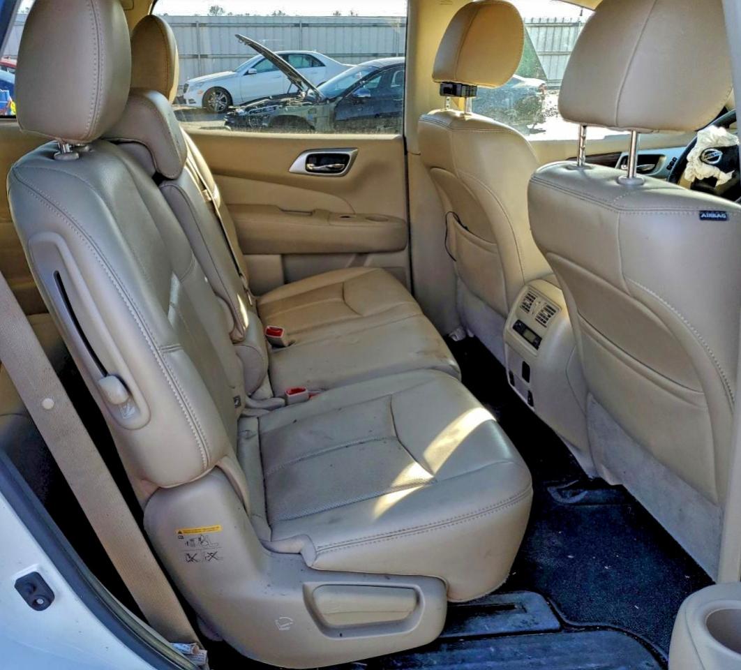 Nissan Pathfinder S Image 5