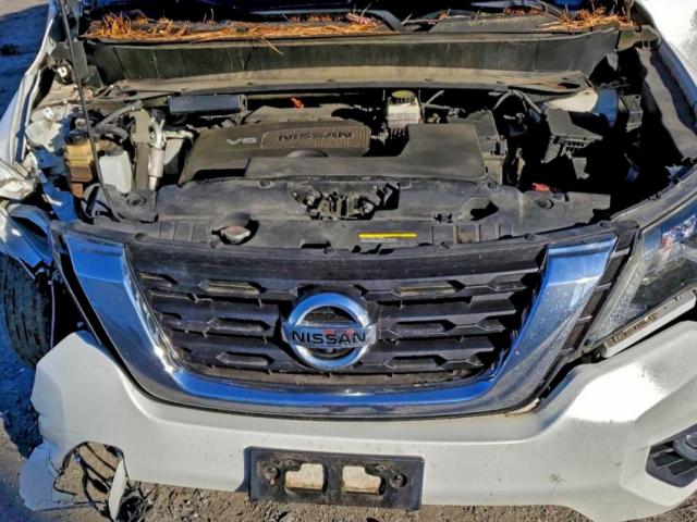 Nissan Pathfinder S Image 12