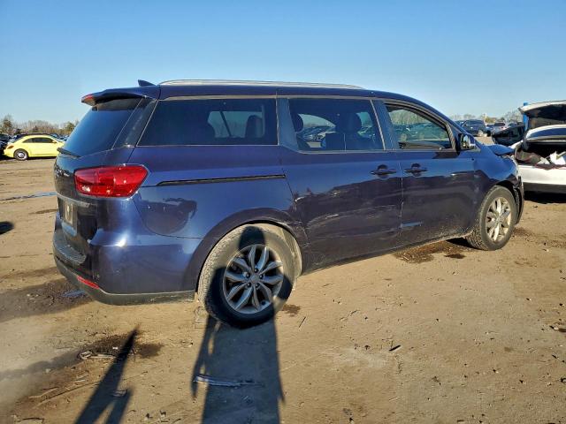 Kia Sedona Lx Image 5