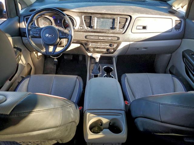 Kia Sedona Lx Image 6