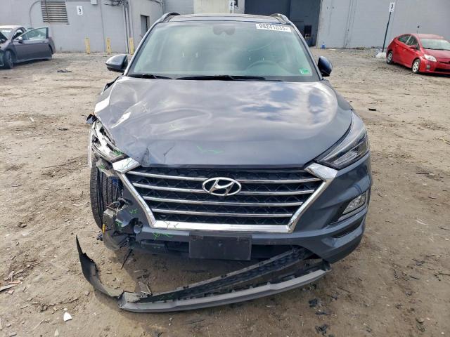 Hyundai TUCSON Limited Image 3