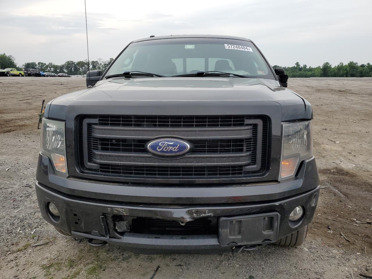 Ford F-150 Supercrew Image 8