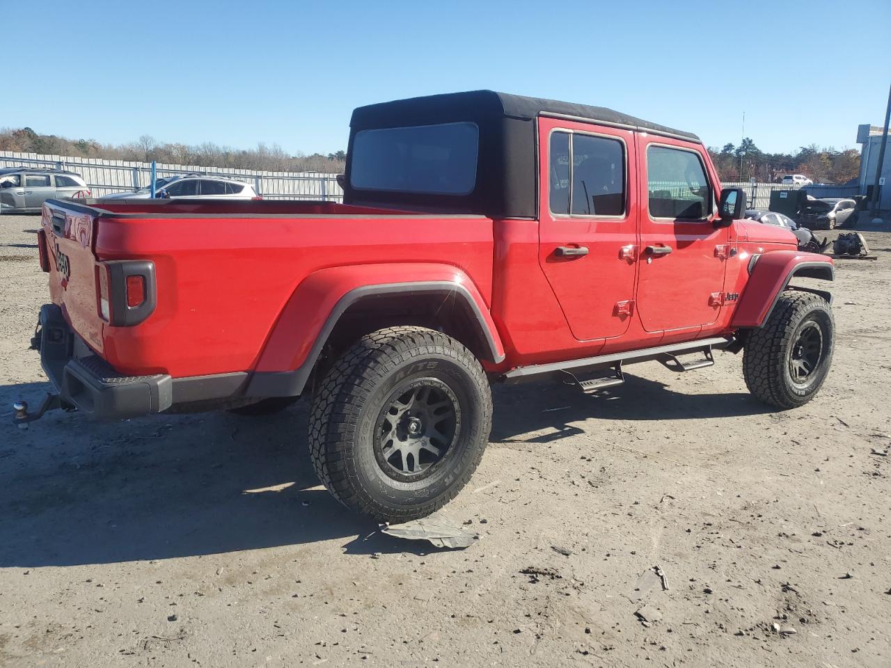 Jeep Gladiator Sport Image 8