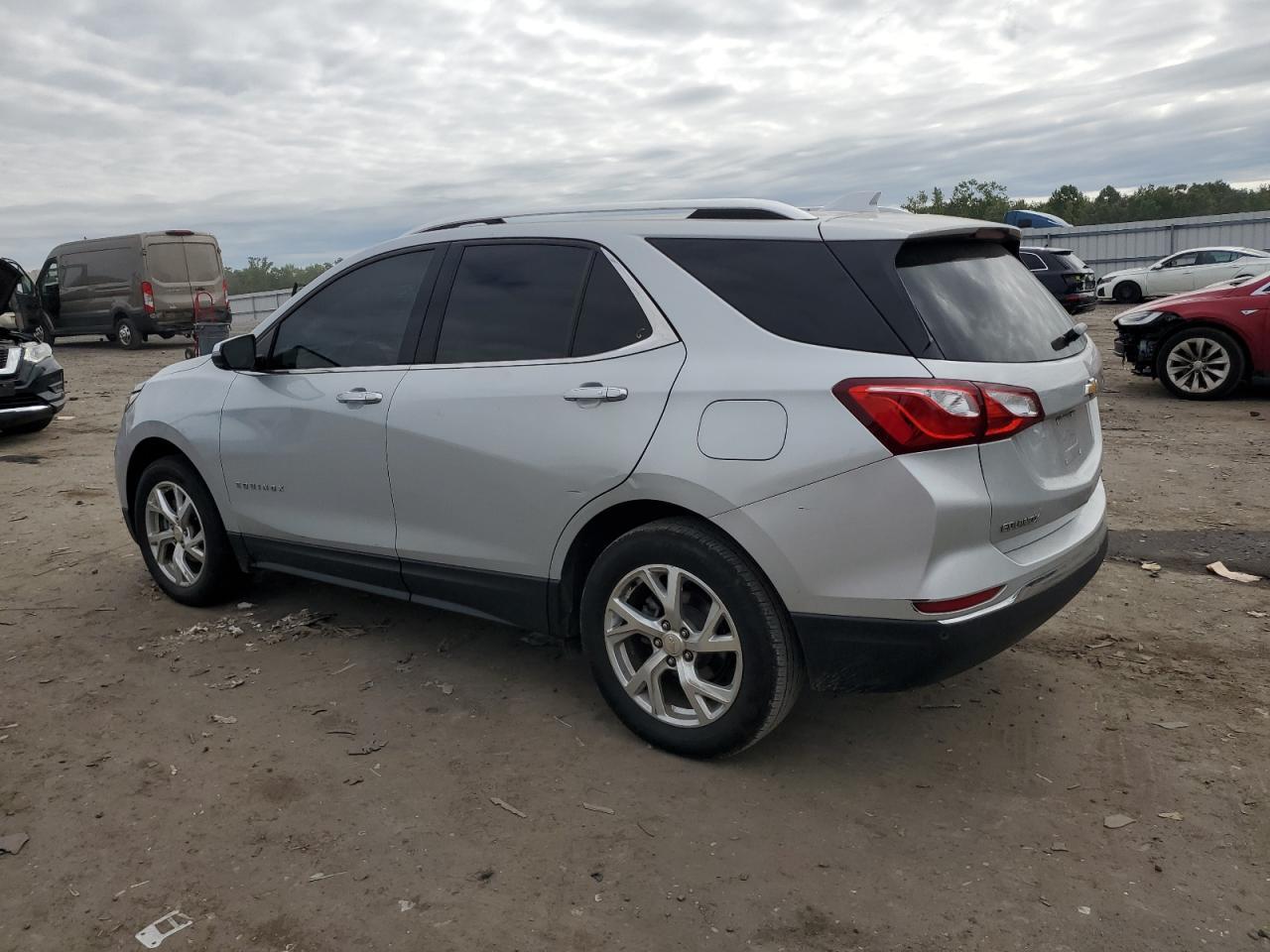 Chevrolet Equinox Premier Image 11
