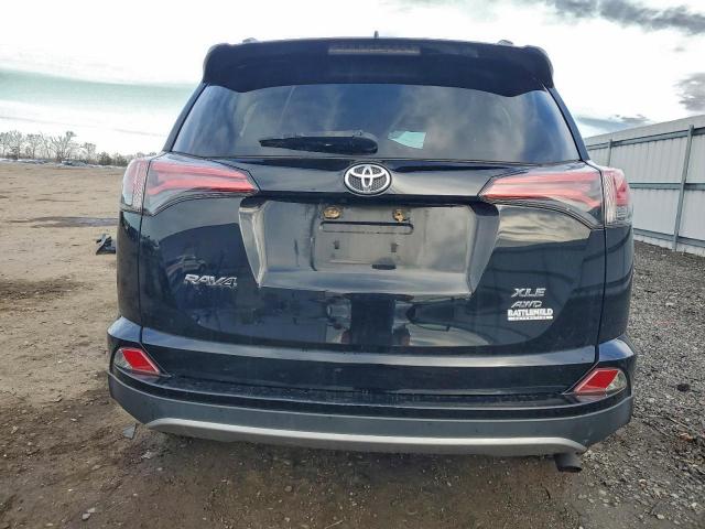 Toyota RAV4 Xle Image 3