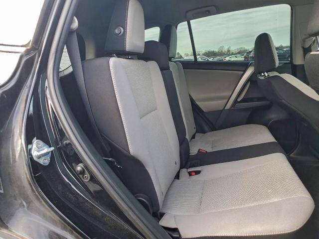 Toyota RAV4 Xle Image 8