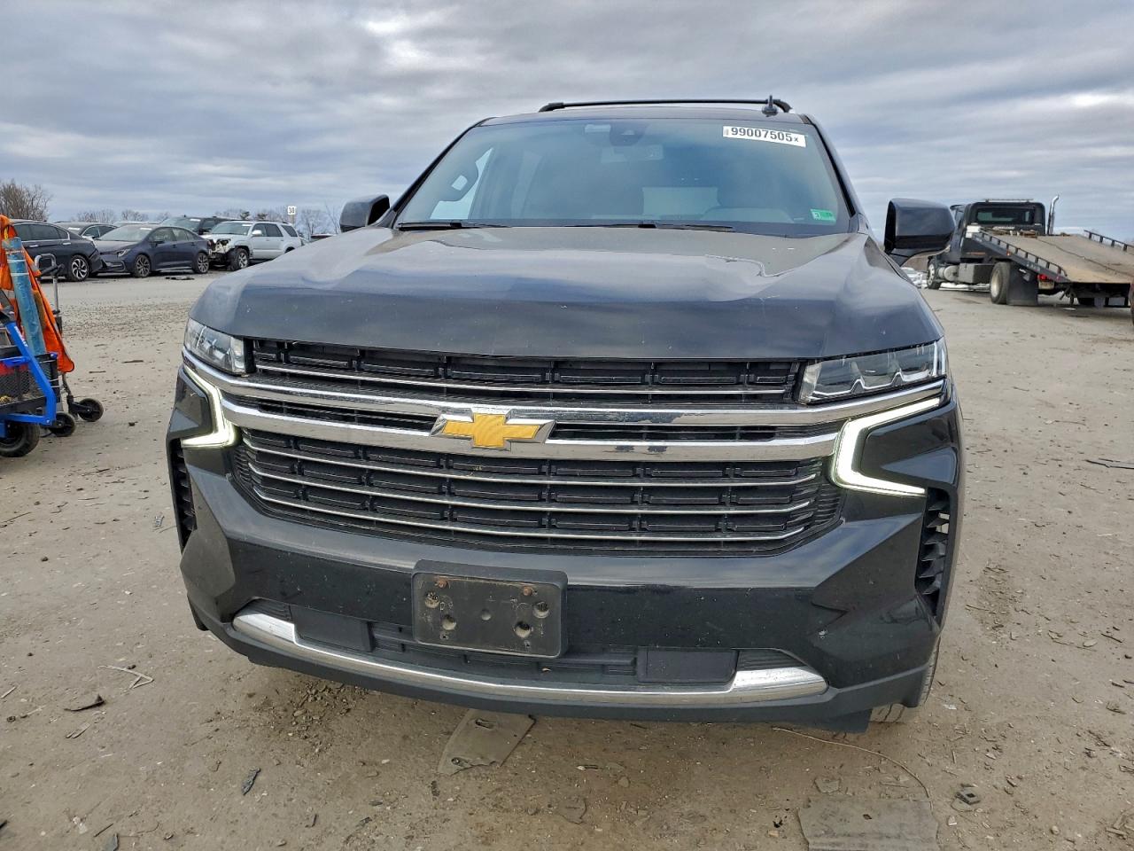 Chevrolet Suburban C1500 Lt Image 5