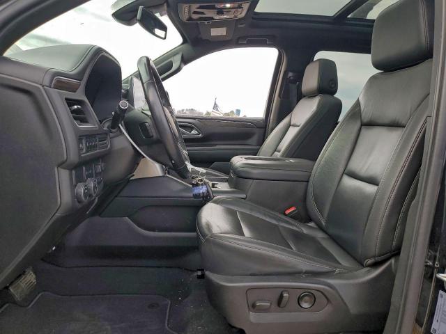 Chevrolet Suburban C1500 Lt Image 6