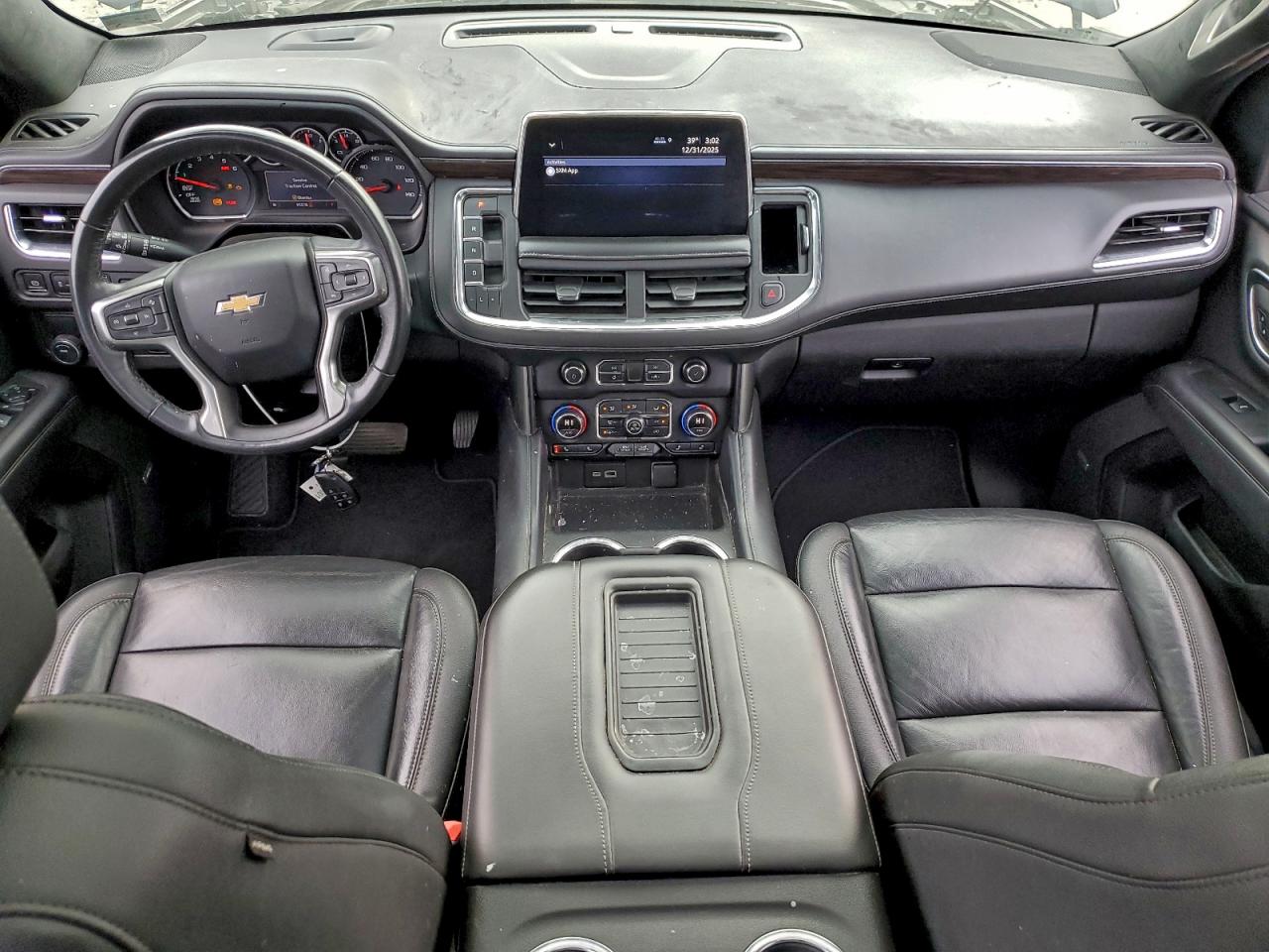 Chevrolet Suburban C1500 Lt Image 4