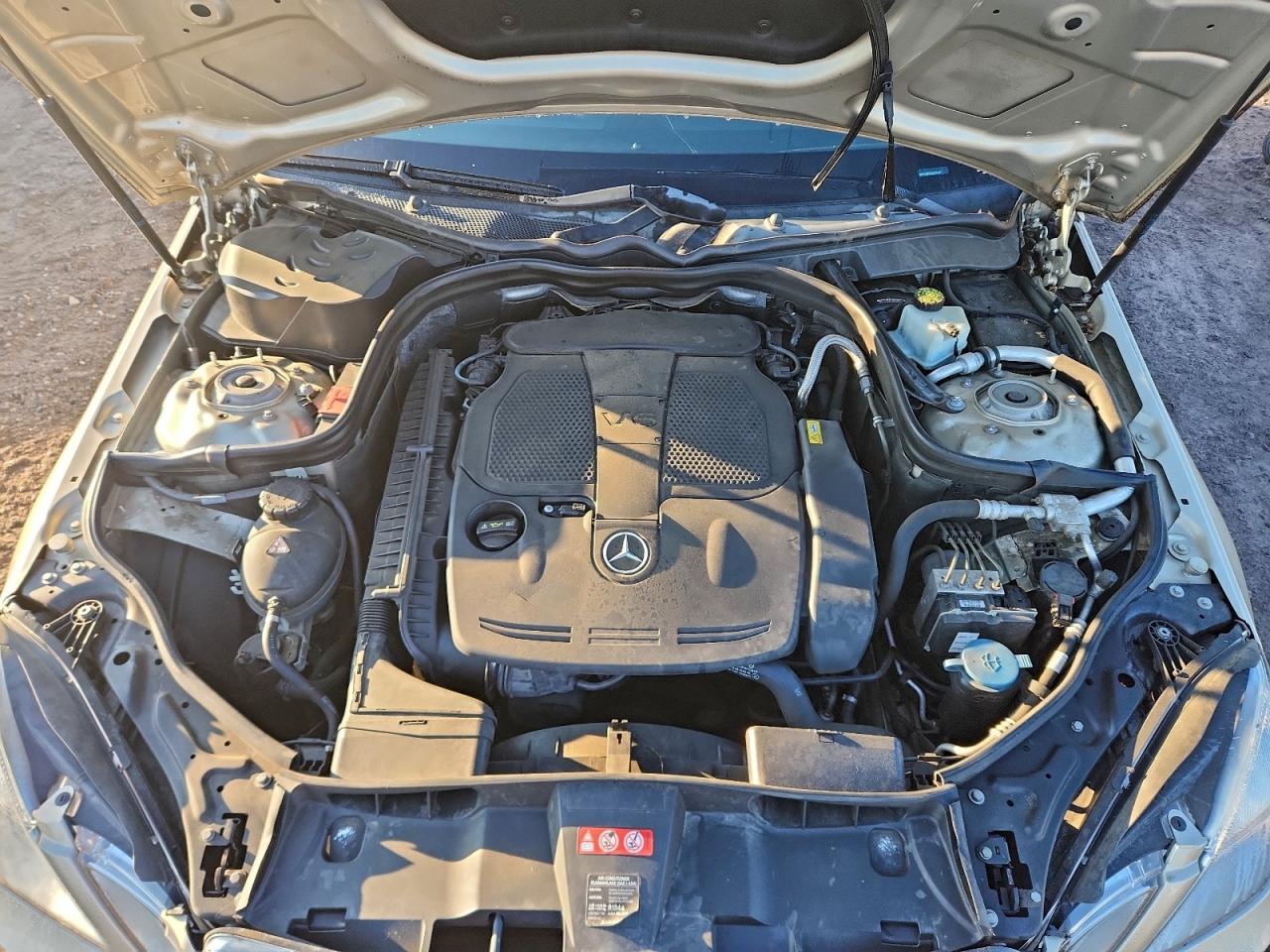 Mercedes-Benz E-Class 350 Image 10