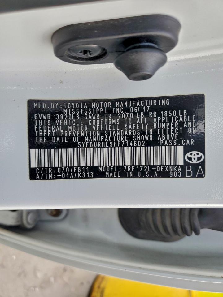 Toyota Corolla L Image 8