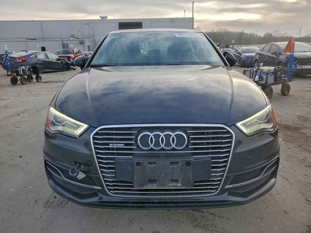 Audi A3 E-tron Premium Image 8