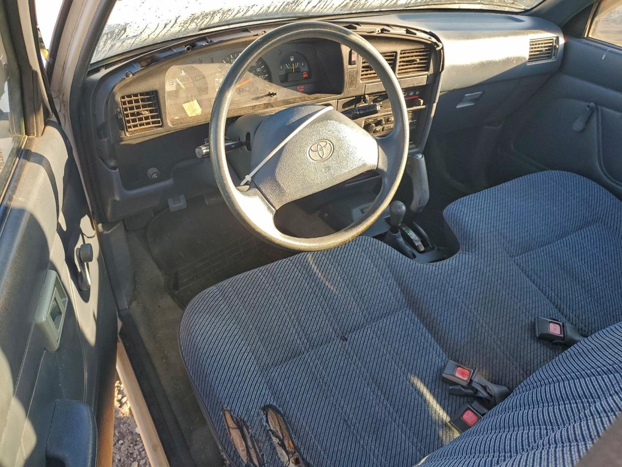 Toyota Pickup 1/2 Ton Short Wheelbase Dx Image 5