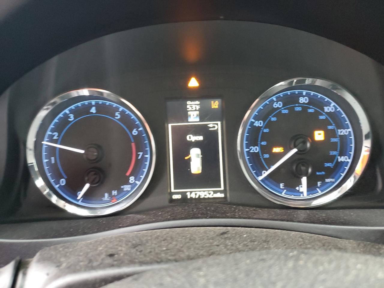 Toyota Corolla L Image 4