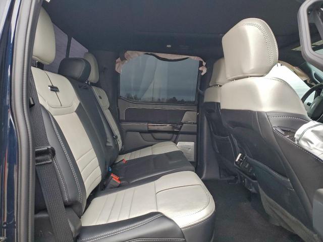 Ford F-150 Lightning Platinum Image 12