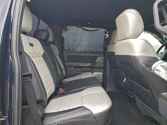 Ford F-150 Lightning Platinum Image 7