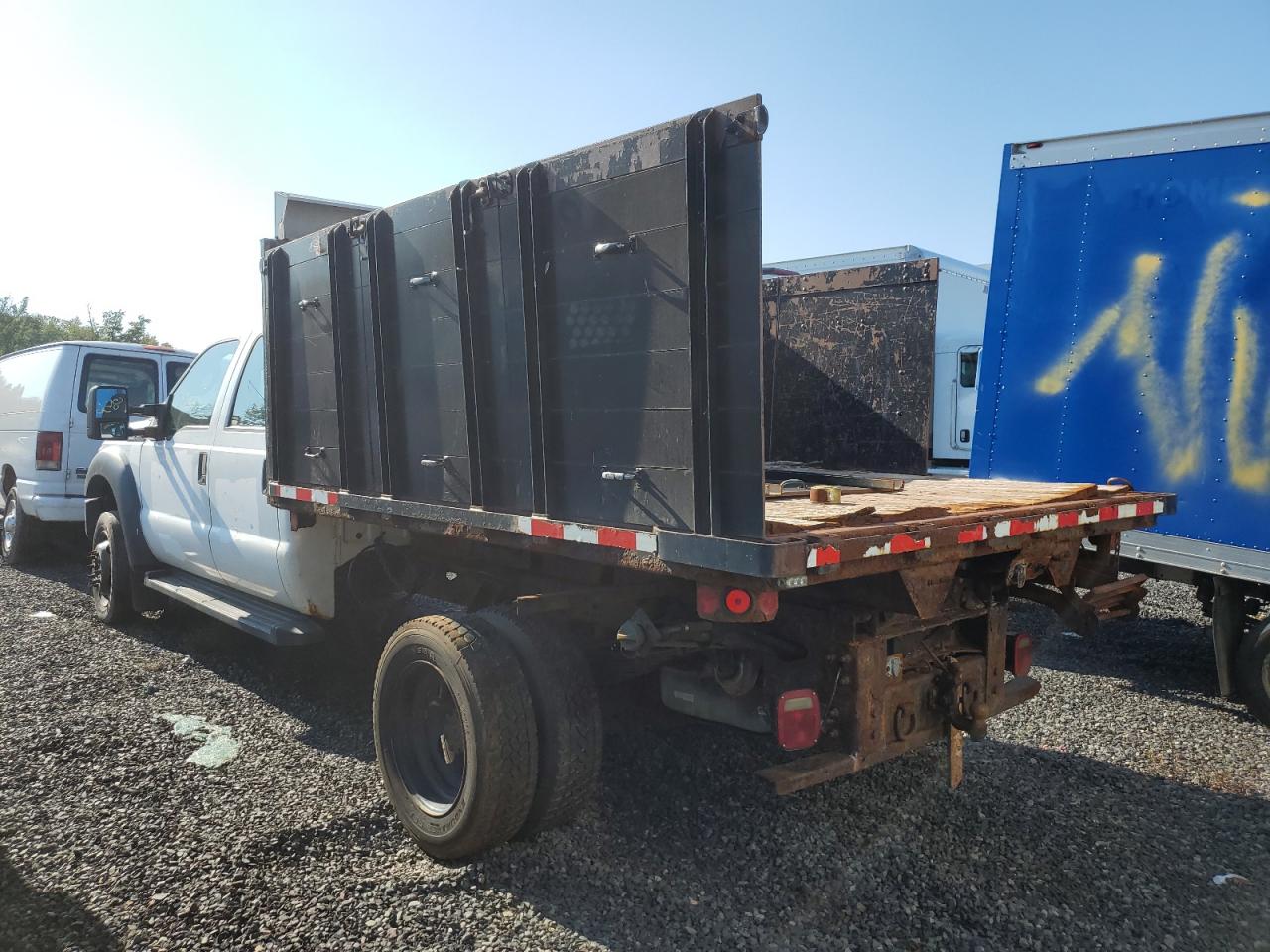 Ford F-450 Super Duty Image 4