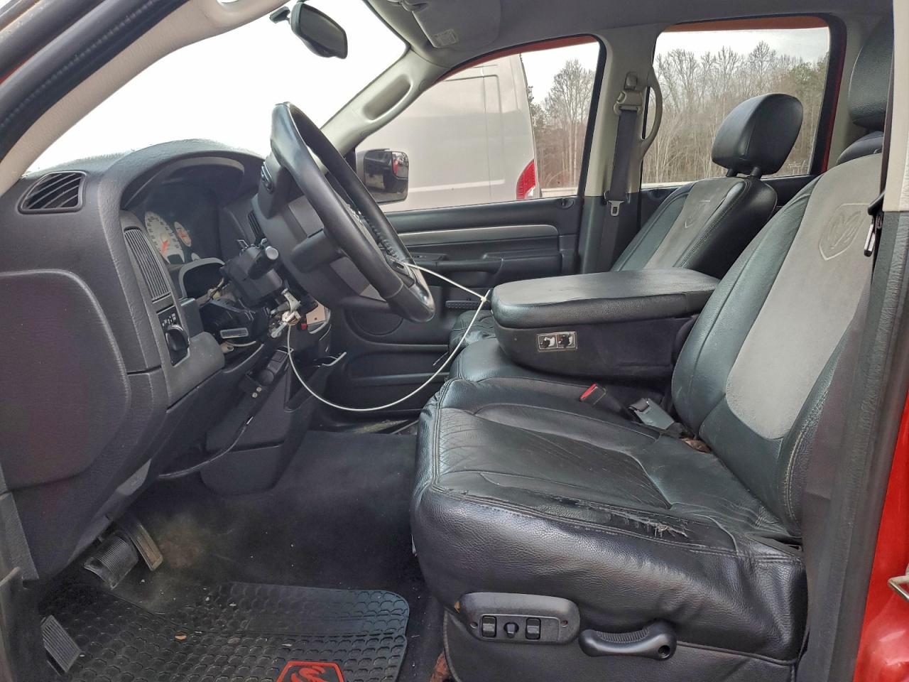 Dodge Ram 3500 St Image 12