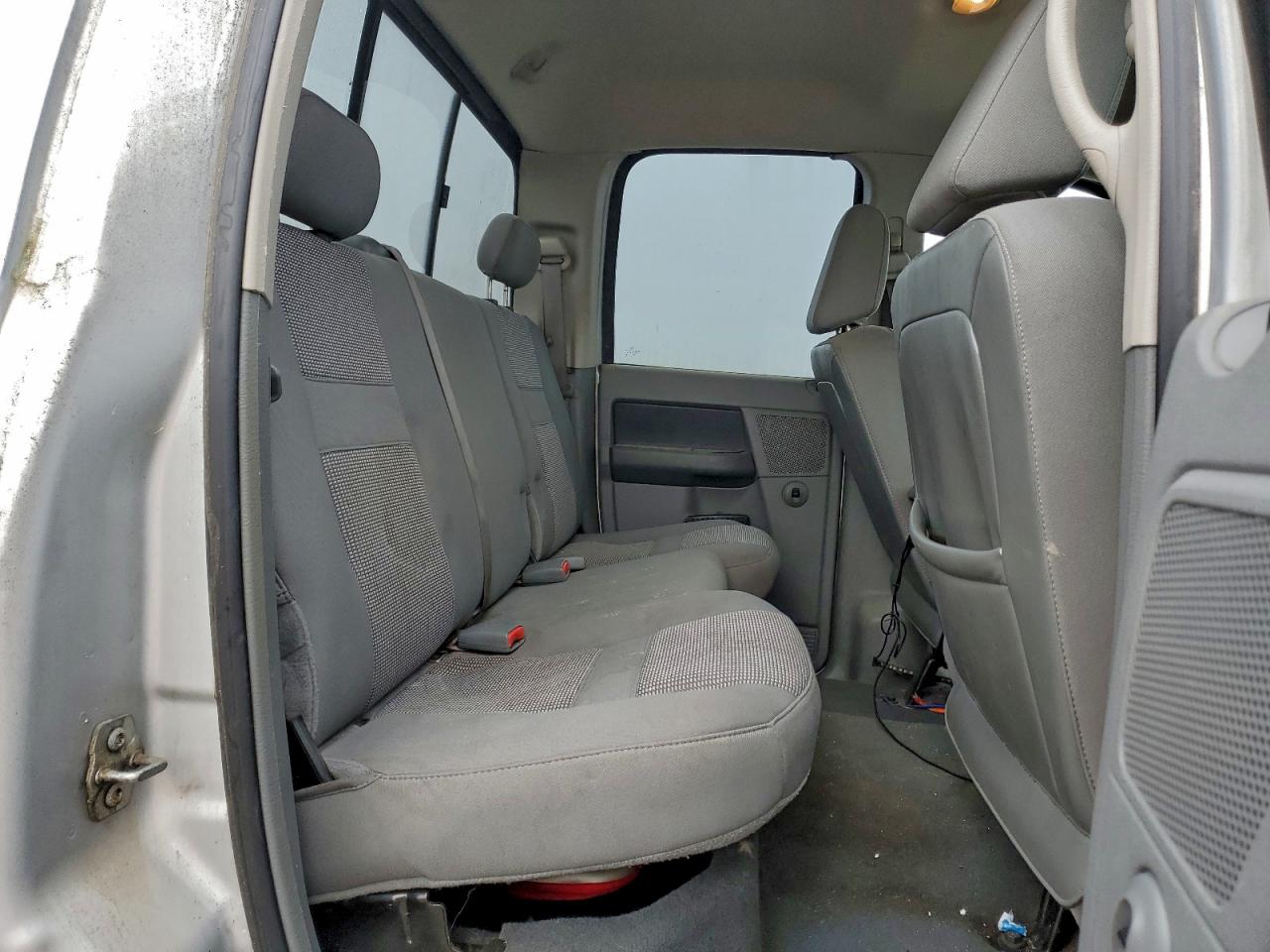 Dodge Ram 1500 St Image 7