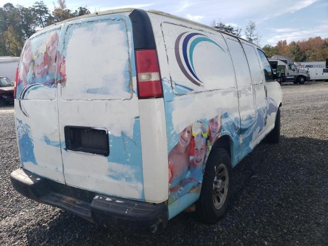 Chevrolet Express Image 2