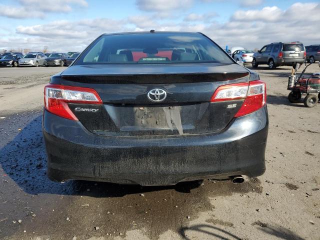 Toyota Camry Base Image 9