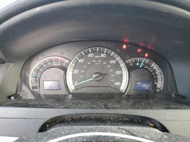 Toyota Camry Base Image 4