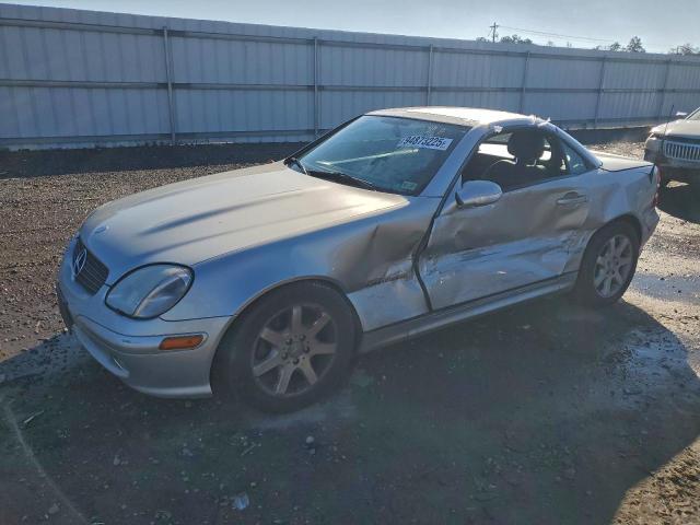  Salvage Mercedes-Benz Slk-class