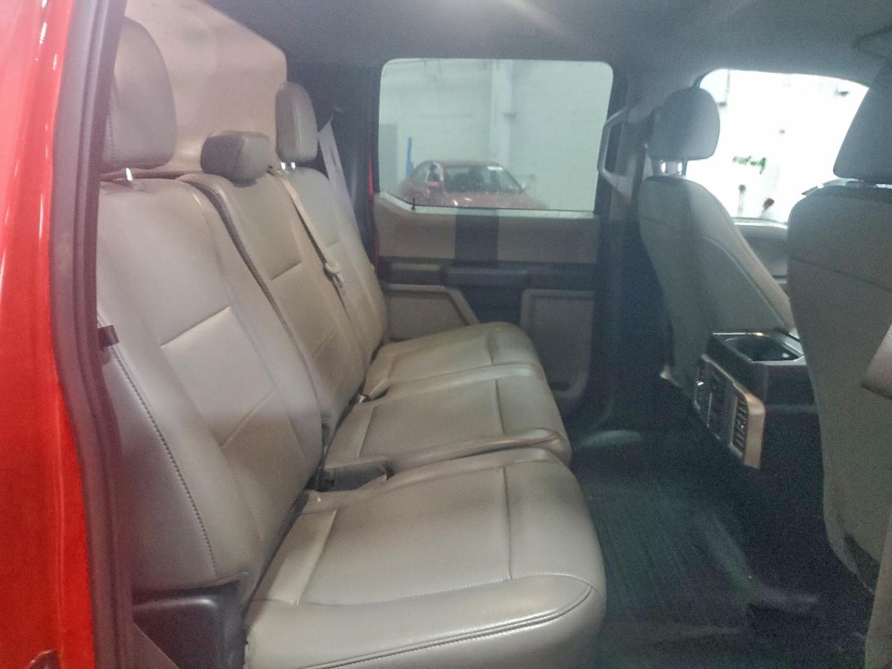 Ford F-150 Supercrew Image 3