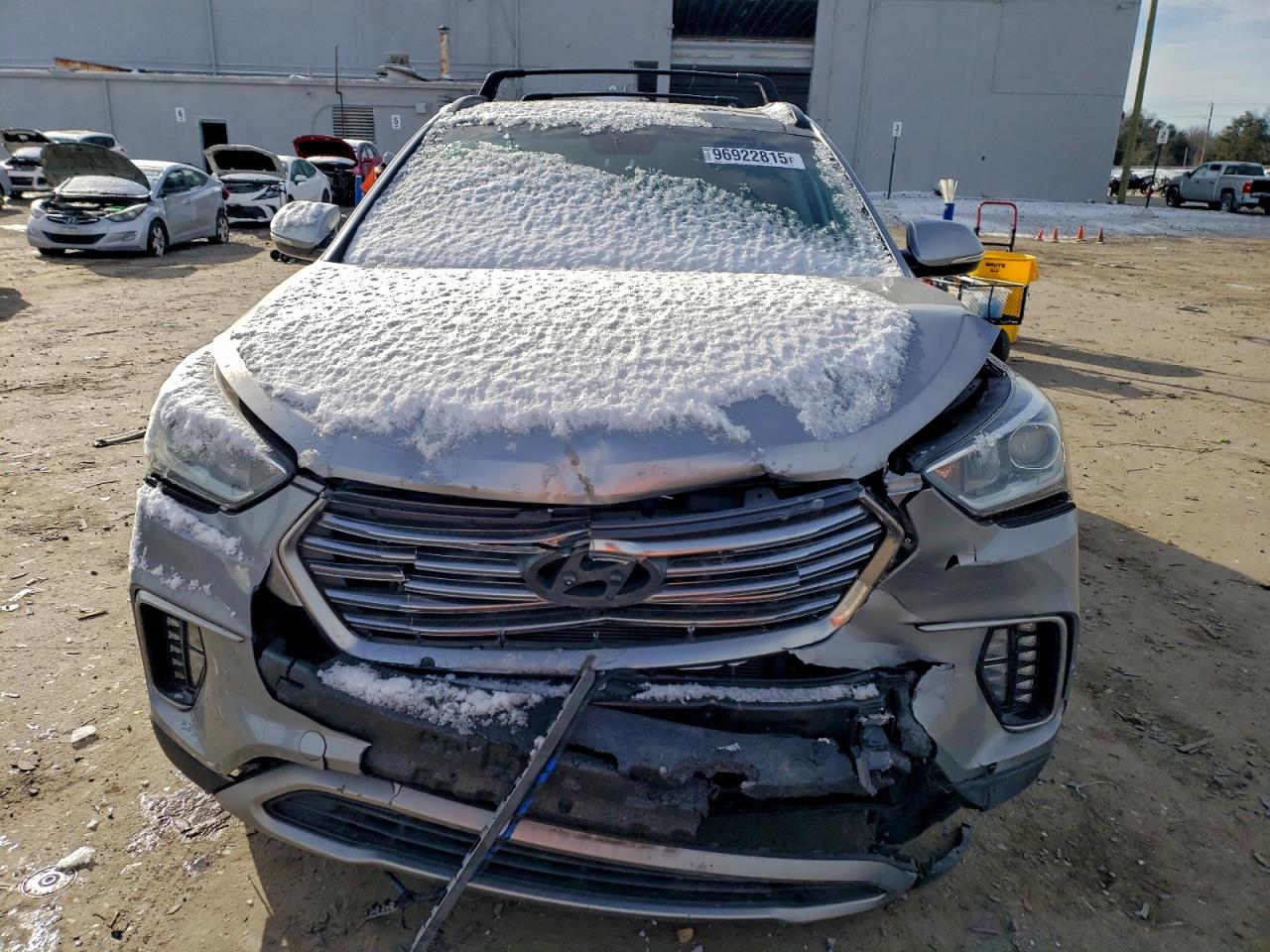 Hyundai SANTA FE Se Ultimate Image 9