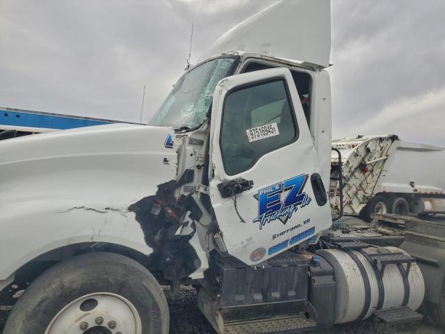 International Lt625 Image 8