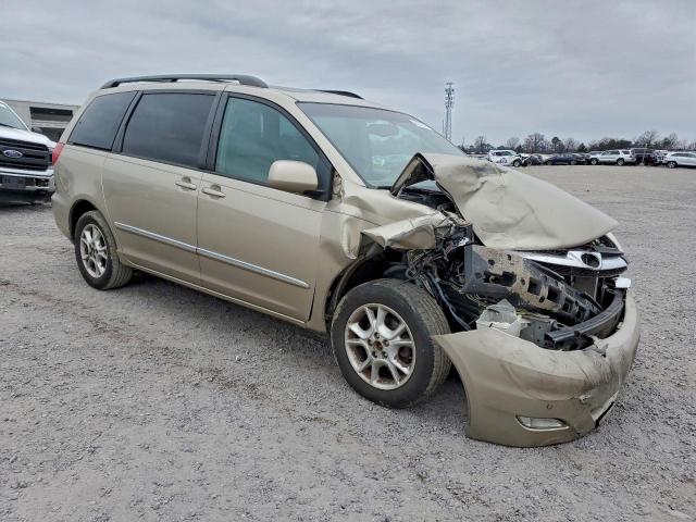 Toyota Sienna Xle Image 3