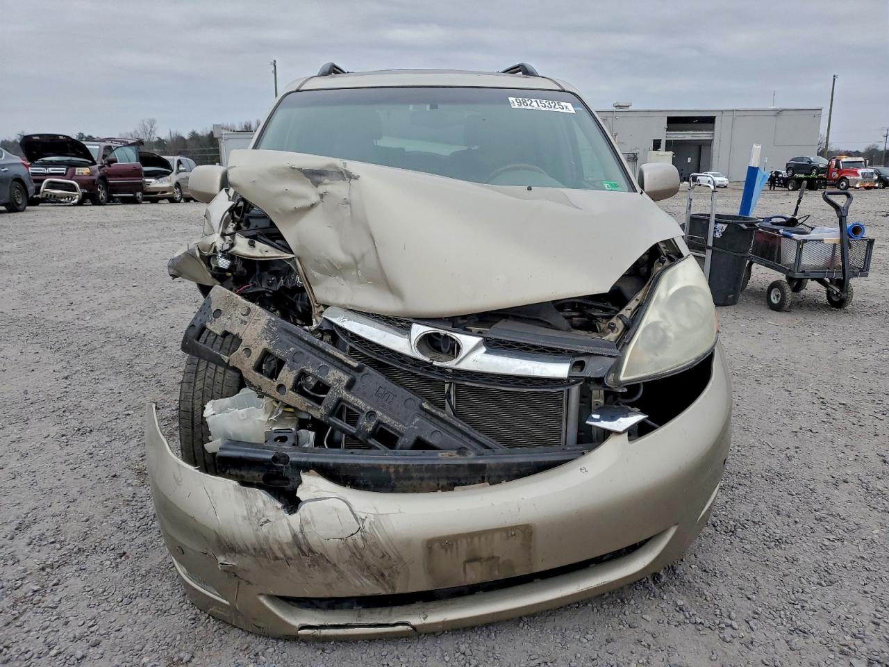 Toyota Sienna Xle Image 7